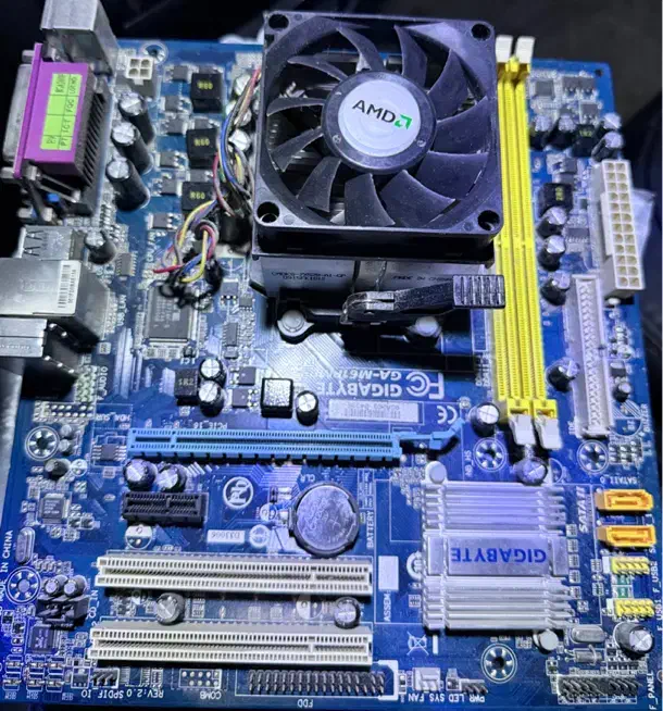 مادربورد گیگا بایت+رم۳+سی پی یو|قطعات و لوازم جانبی رایانه|شیراز, ارم|دیوار