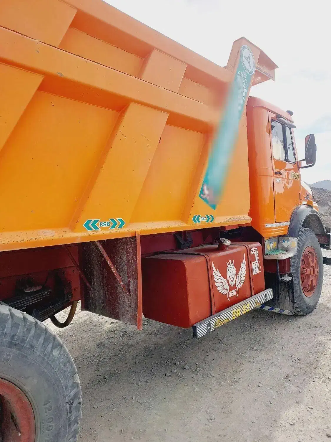 بنز تک مدل ۸۸|خودرو سنگین|بم پشت, |دیوار