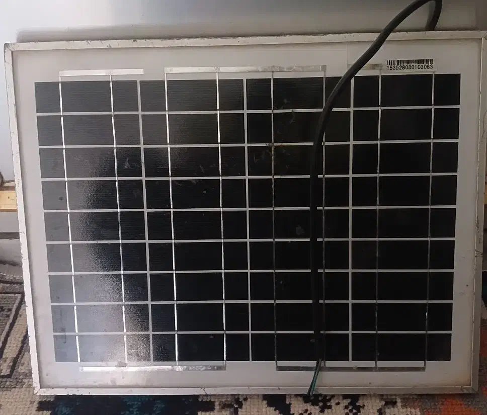 صفحه خورشیدی برای باغ وعشایر|لامپ و چراغ|هرسین, |دیوار