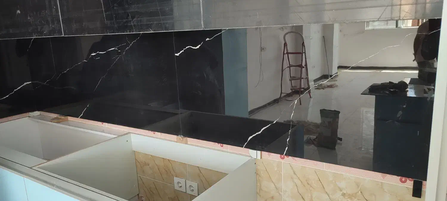 نصاب سرامیک بین کابینتی ساده.مدرن|خدمات پیشه و مهارت|کرمان, |دیوار