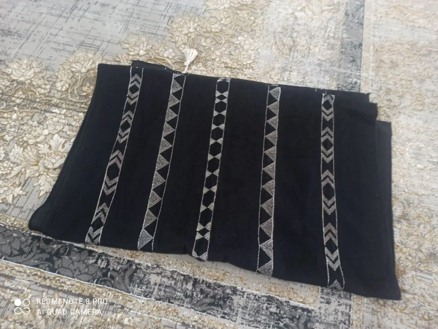 شال چادر|لباس|تربت‌حیدریه, کاشانی|دیوار