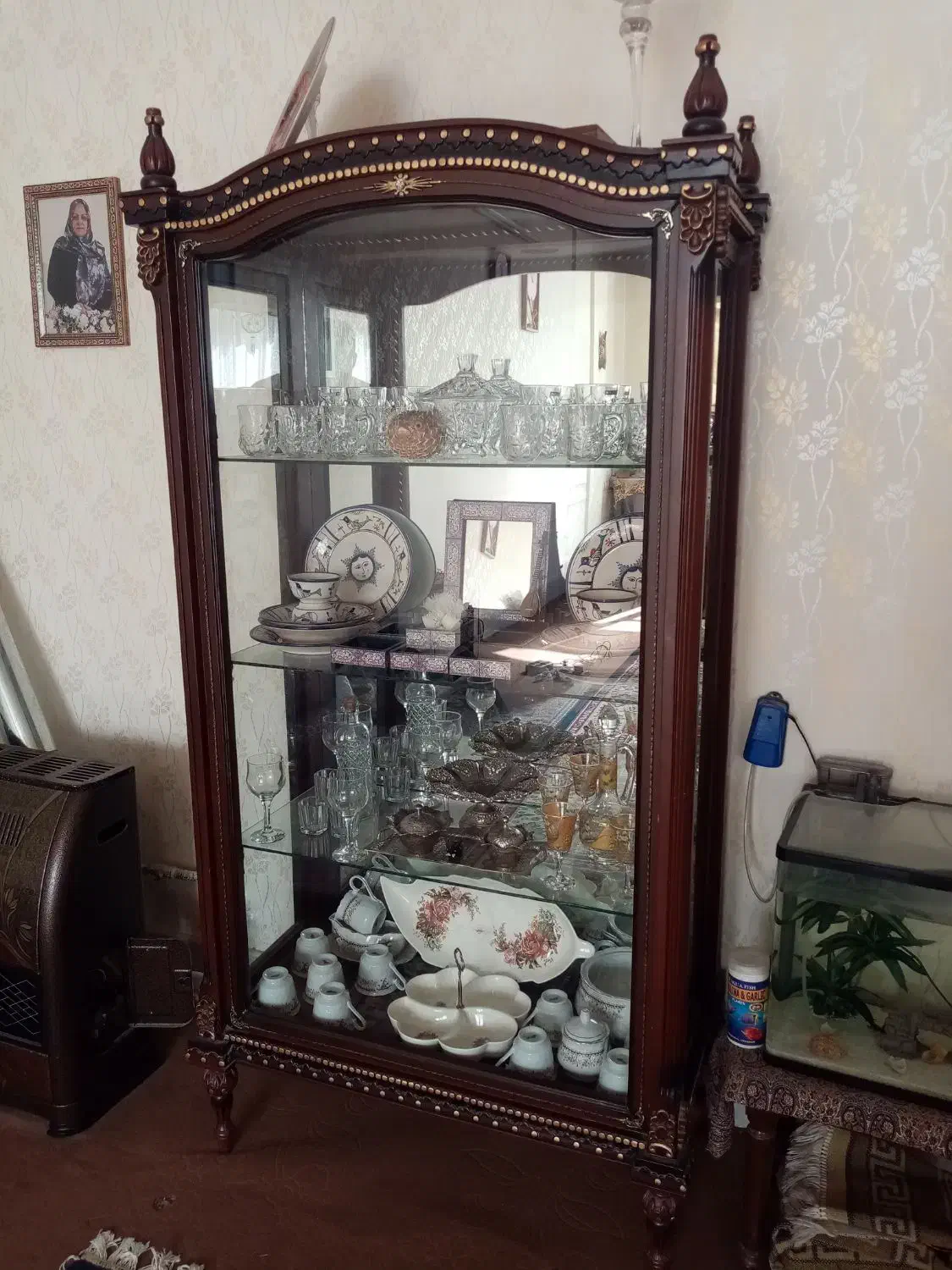 گنجه بوفه|مبلمان خانگی و میز عسلی|مشهد, عبادی|دیوار