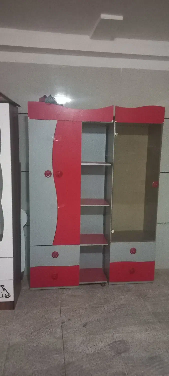 دو عدد کمد کودک همراه یک تخت گهواره ای|تخت و سرویس خواب|محمدیه-قزوین, |دیوار