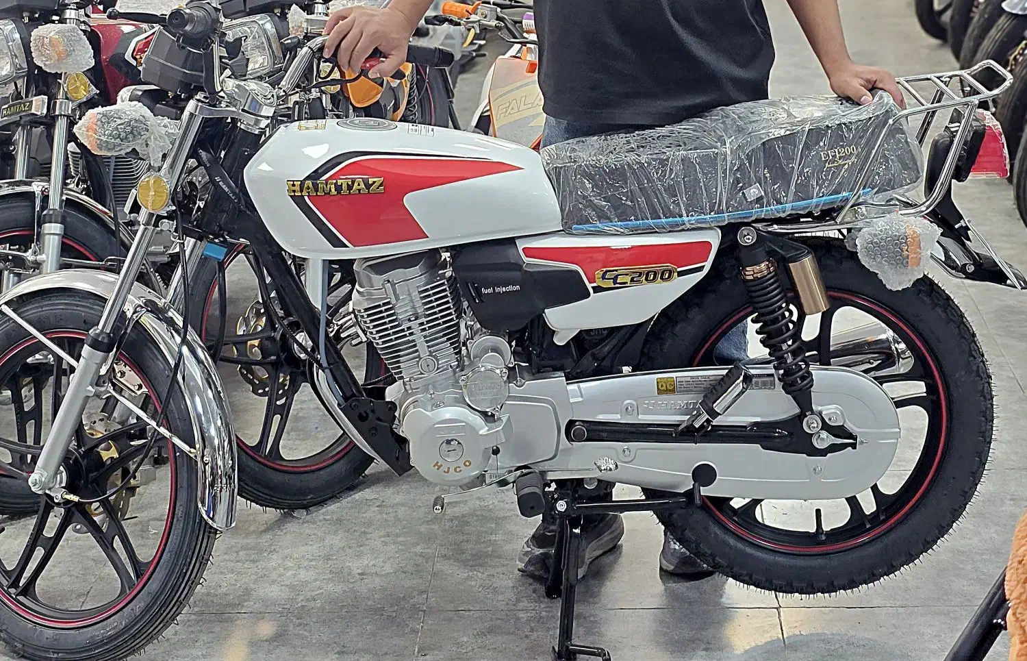 موتورسیگلت همتاز ۲۰۰|موتورسیکلت|مرند, |دیوار