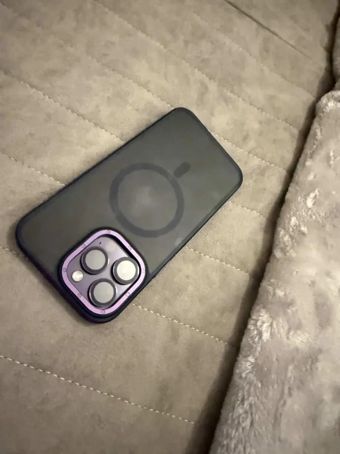 آیفون ۱۴ پرومکس|موبایل|قم, چهل درخت‎|دیوار