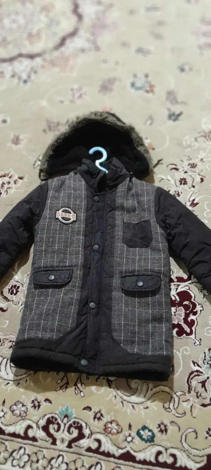 کاپشن پسرانه ۹ تا ۱۲ ساله در حد نو|لباس|قم, وادی السلام|دیوار