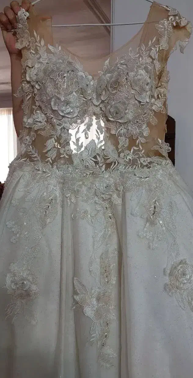 لباس عروس در حد نو|لباس|ورامین, ورامین|دیوار