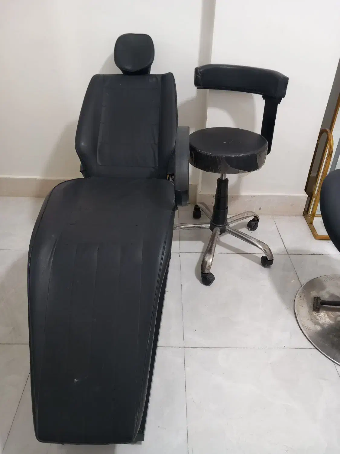 فروش وسایل آرایشگاه|آرایشگاه و سالن‌های زیبایی|بروجرد, |دیوار