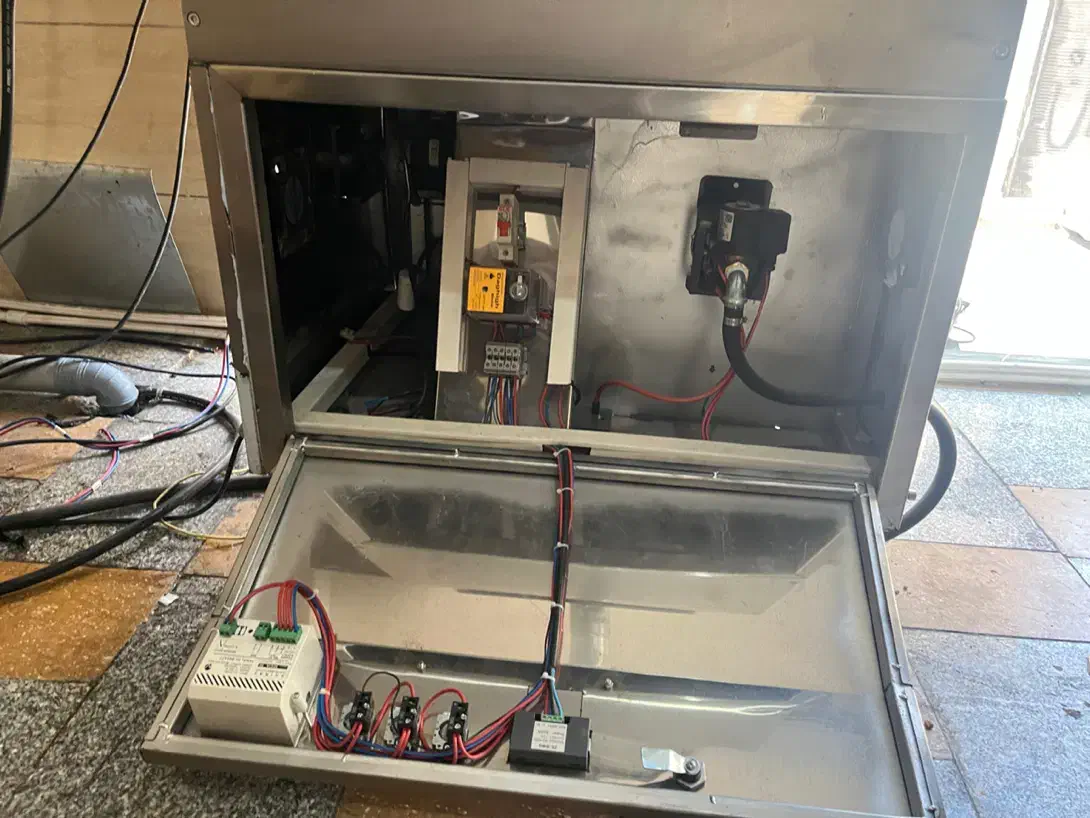 یخچال و فر صنعتی|کافی‌شاپ و رستوران|تهران, آهنگران (سراسیاب دولاب)|دیوار