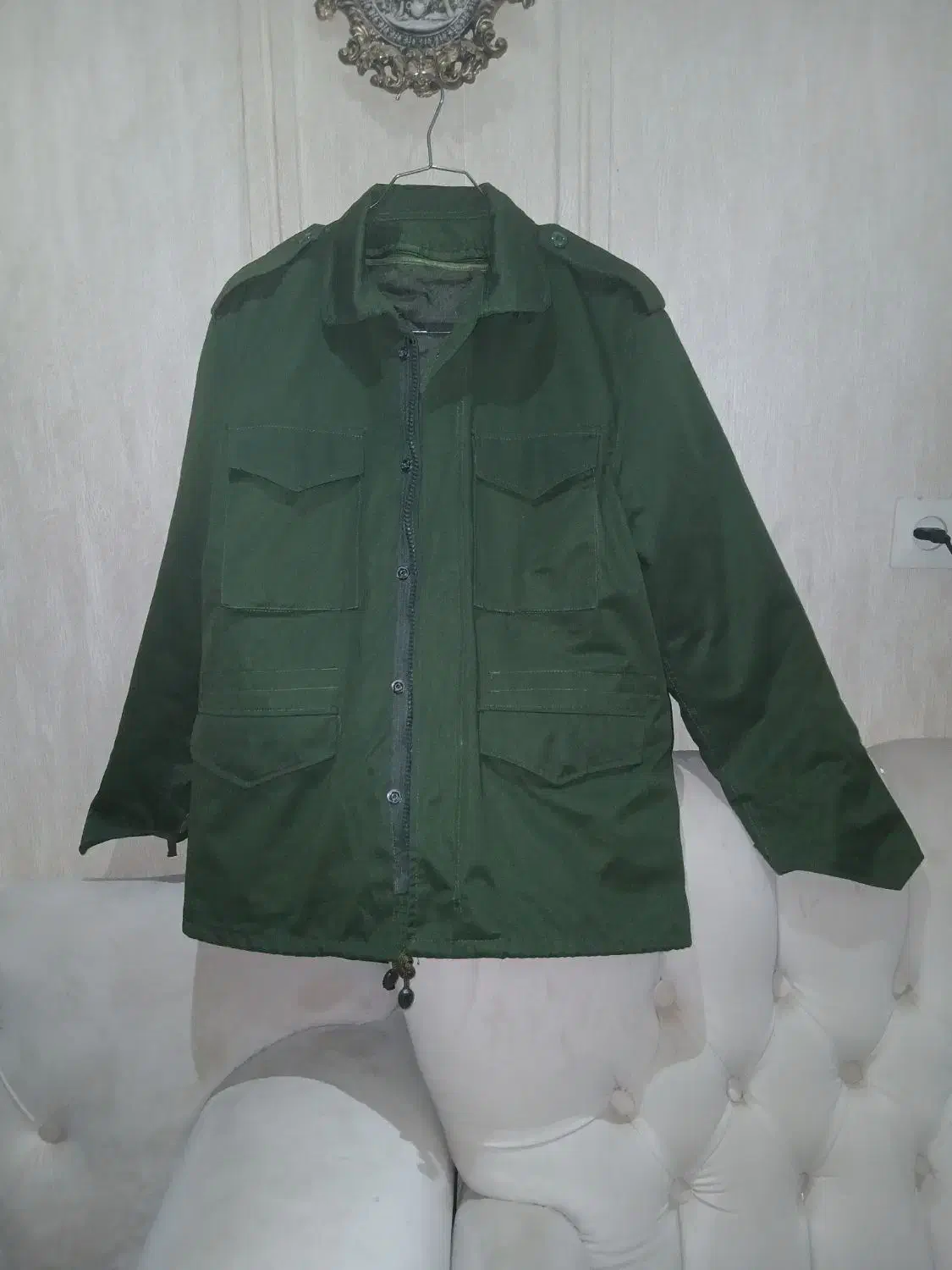 اِور کت|لباس|سلماس, |دیوار