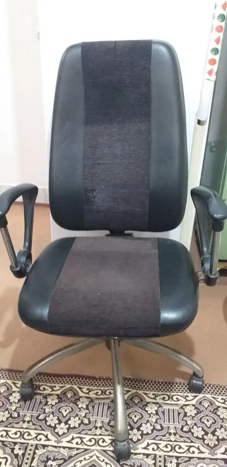 صندلی چرخ دار|مبلمان اداری|فلاورجان, |دیوار