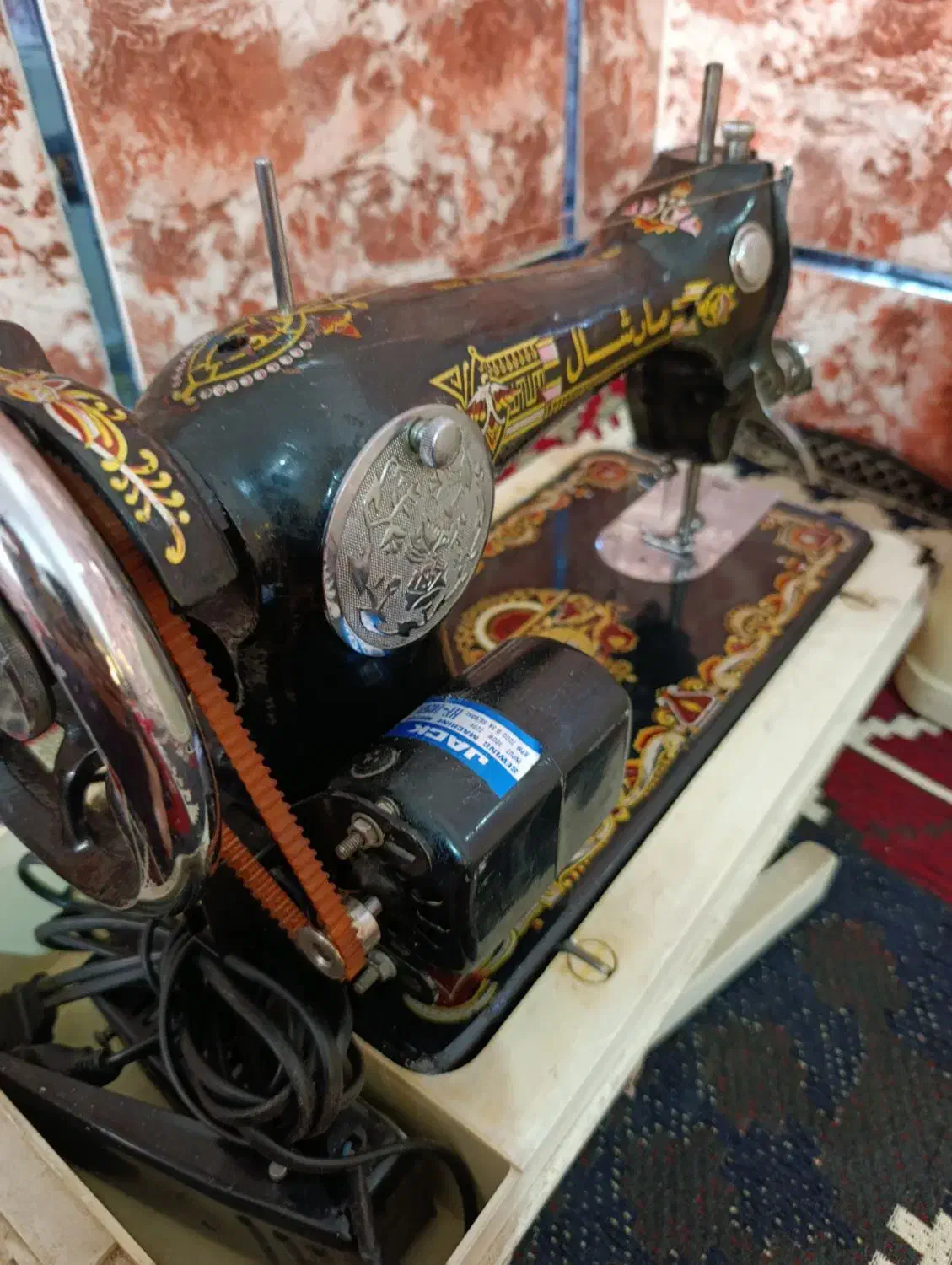 چرخ قدبمی|چرخ خیاطی و ریسندگی|یاسوج, |دیوار