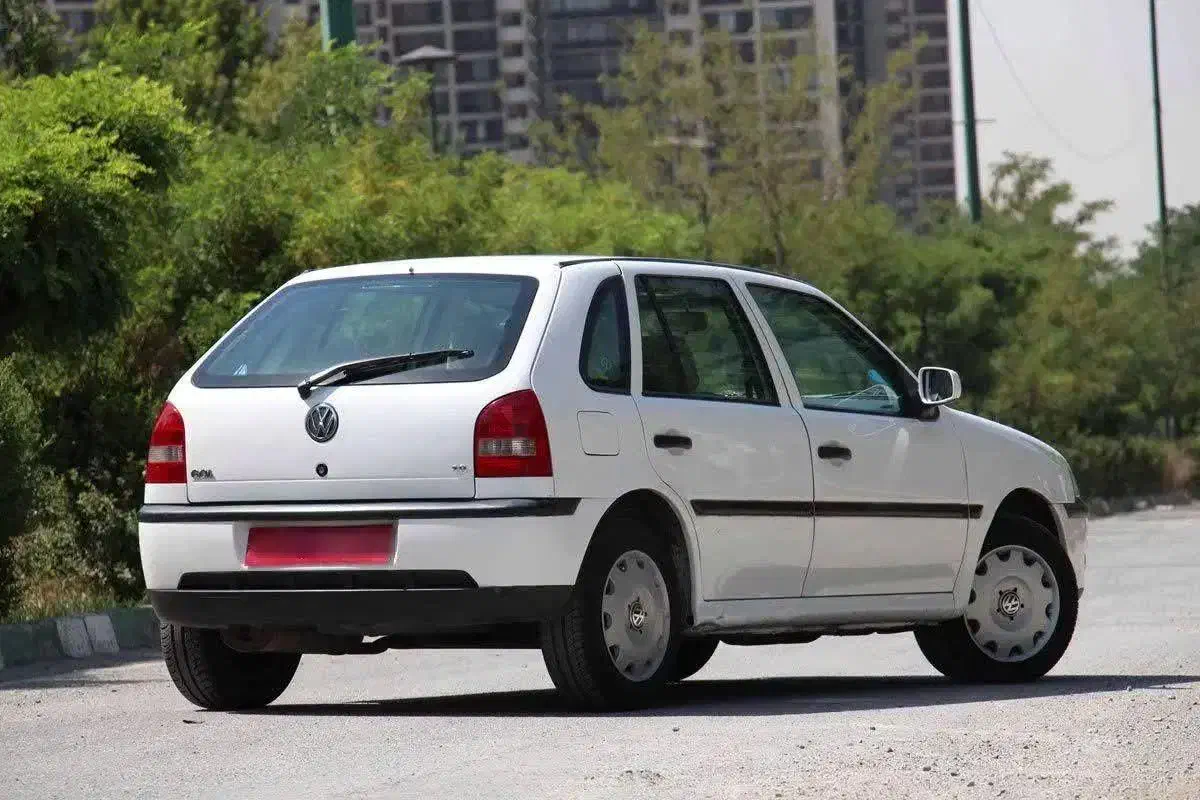 فولکس گل مدل ۸۷ خانگی|خودرو سواری و وانت|شاهین‌شهر, چمران|دیوار