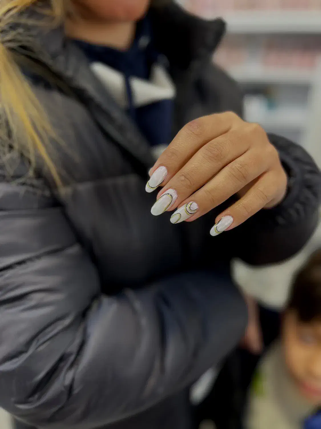 دستیار ناخن|استخدام درمانی، زیبایی، بهداشتی|تهران, باشگاه نفت|دیوار