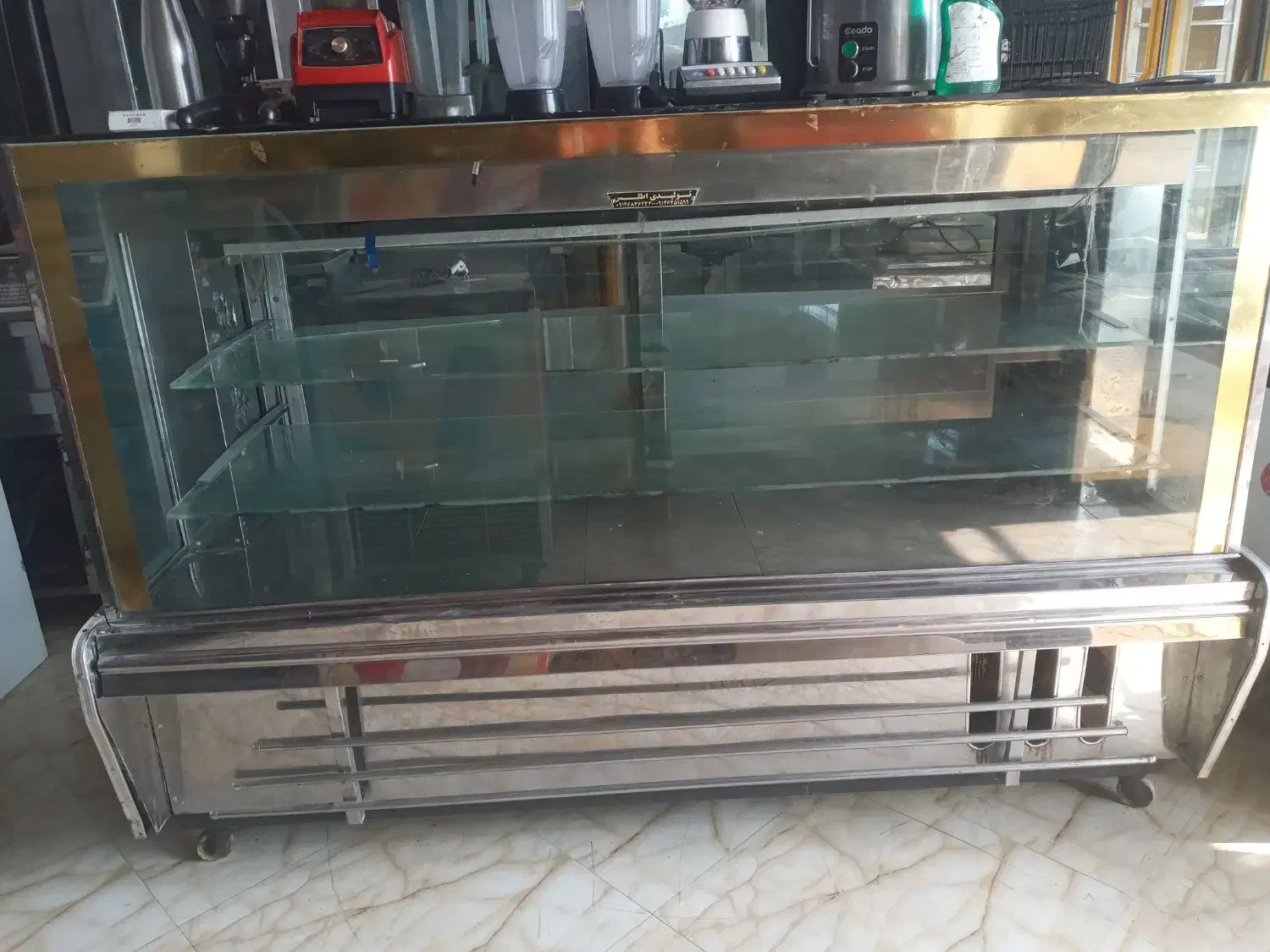 فروش یخچال و فریزر|کافی‌شاپ و رستوران|ارطه, |دیوار