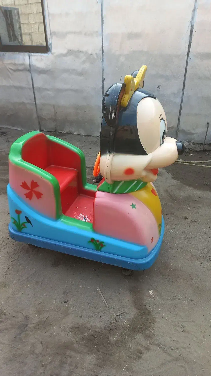 عروسک تکان دهنده|اسباببازی|رودبنه, |دیوار