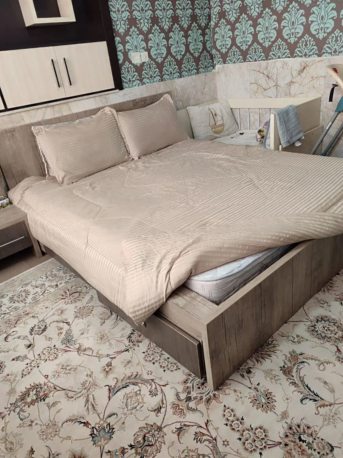 فروش سرویس خواب دو نفره ام دی اف|تخت و سرویس خواب|مشهد, کارمندان دوم|دیوار