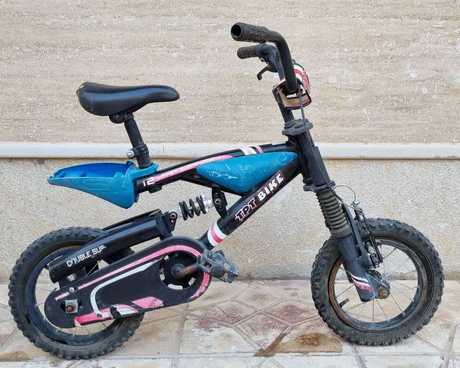 دوچرخه|دوچرخه، اسکیت، اسکوتر|نی‌ریز, |دیوار