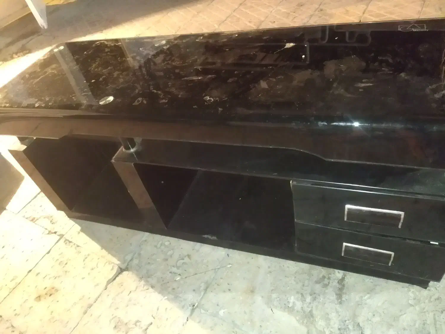 میز تی وی|میز تلویزیون|دهلران, |دیوار