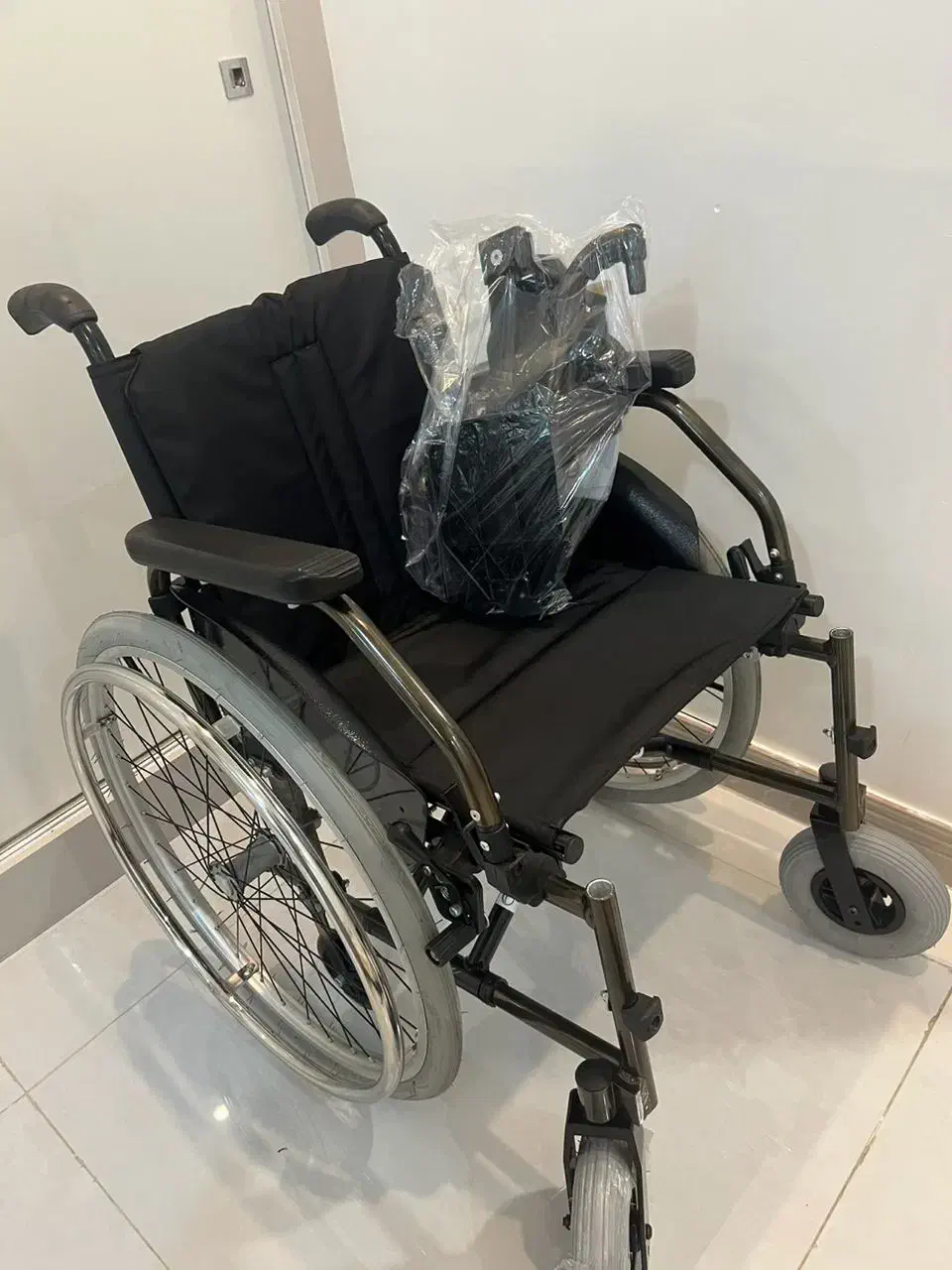 ویلچر|آرایشی، بهداشتی، درمانی|رشت, گلسار|دیوار