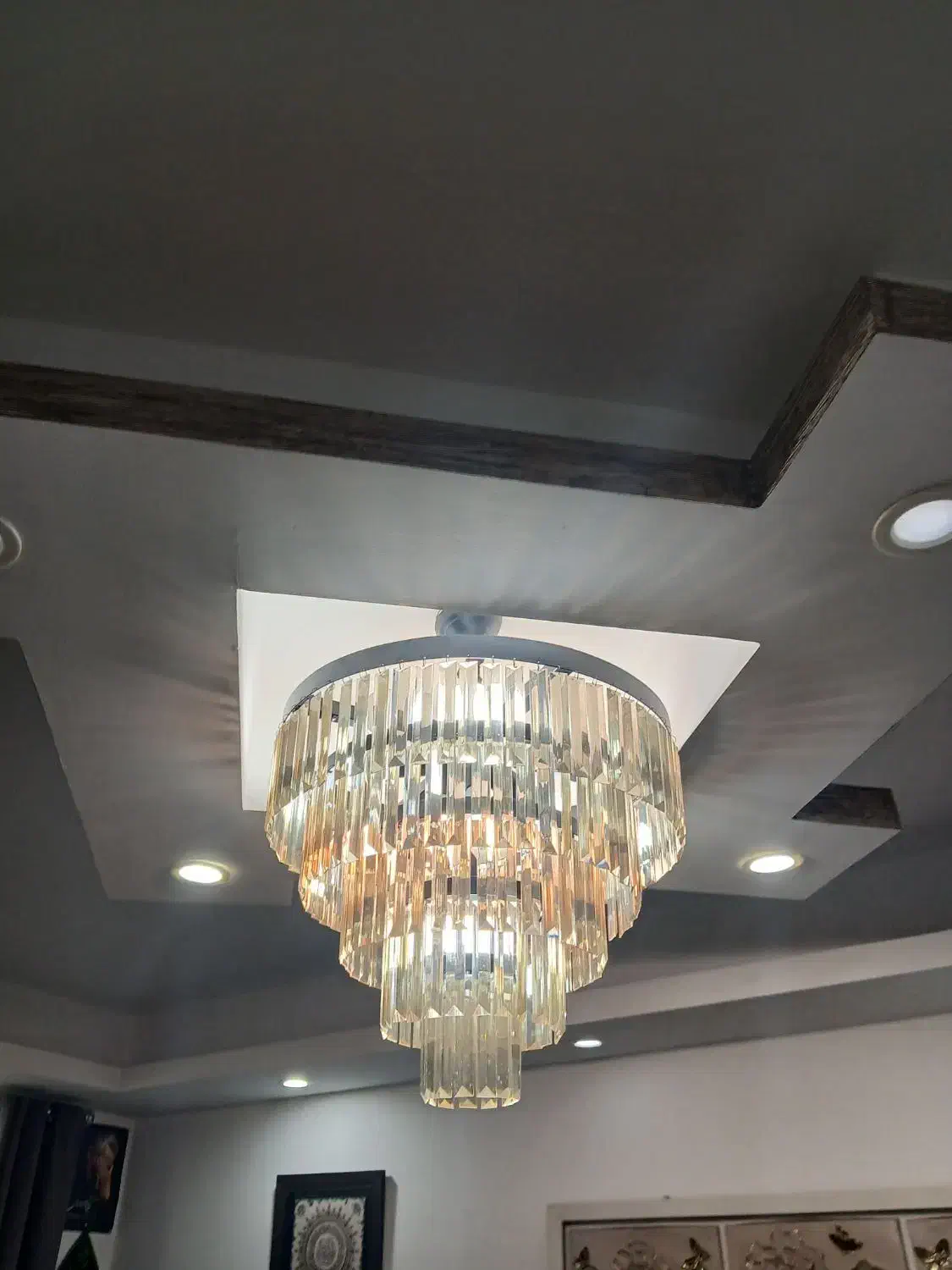 دوعددلوستر سایز بزرگ ومتوسط|لامپ و چراغ|رشت, حمیدیان|دیوار