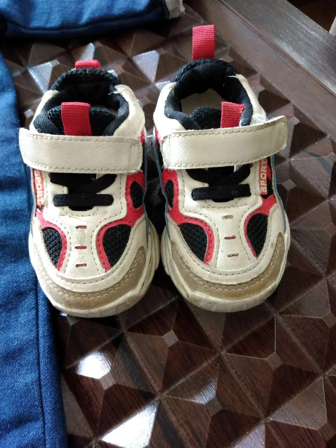 سرهمی لاینردار جین و کفش سایز 21|کفش و لباس بچه|قائمشهر, |دیوار