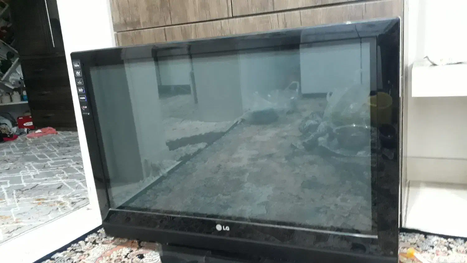 تلوزیون الجی ۳۲ اینچ|تلویزیون و پروژکتور|تهران, پرستار|دیوار