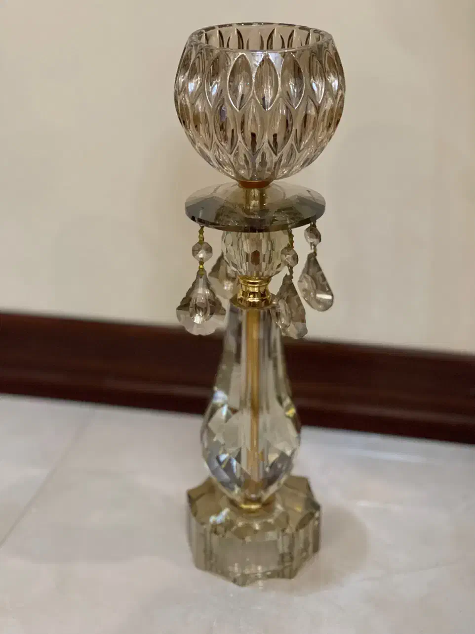 شمعدان کریستال|صنایع دستی و سایر لوازم تزئینی|تهران, آهنگران (سراسیاب دولاب)|دیوار