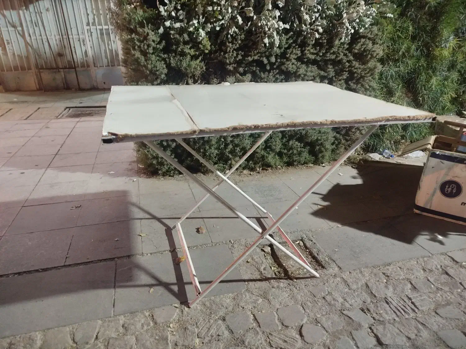 میز تاشو|میز و صندلی غذاخوری|ایلام, |دیوار