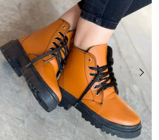 بوت نو نو|کیف، کفش، کمربند|تربت جام, والفجر|دیوار