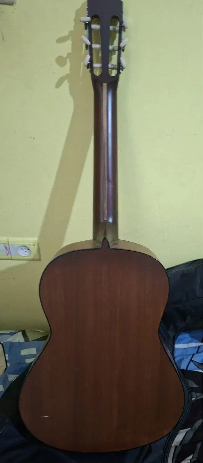 گیتار|گیتار، بیس، امپلیفایر|اصفهان, طاحونه|دیوار