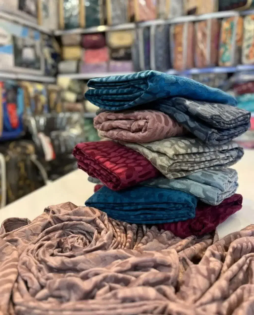 پتو مسافرتی سبک وکاربردی|رختخواب، بالش، پتو|ساوه, |دیوار