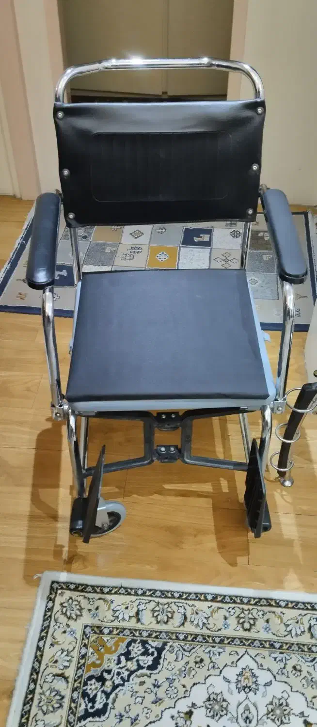 ویلچر تاشو حمام درحدنو|آرایشی، بهداشتی، درمانی|تهران, فدک|دیوار