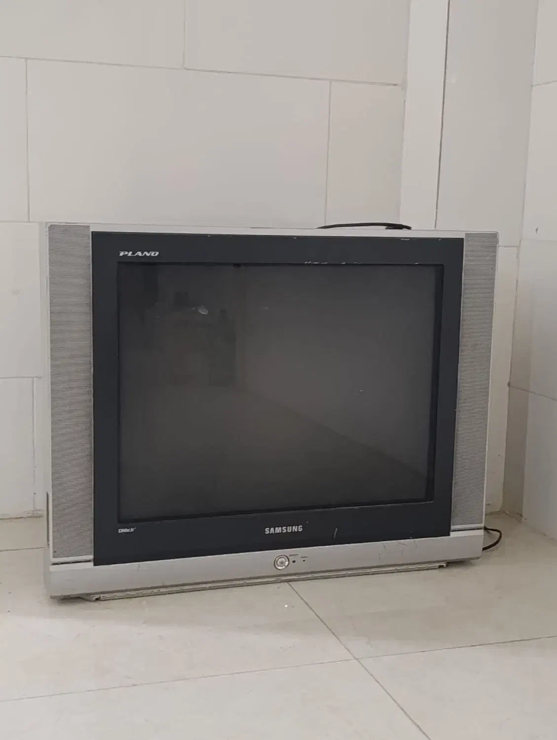 تلویزیون 29اینج|تلویزیون و پروژکتور|خرم‌آباد, |دیوار