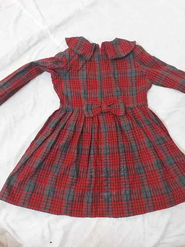 پاییزی|کفش و لباس بچه|قم, شاه سید علی|دیوار