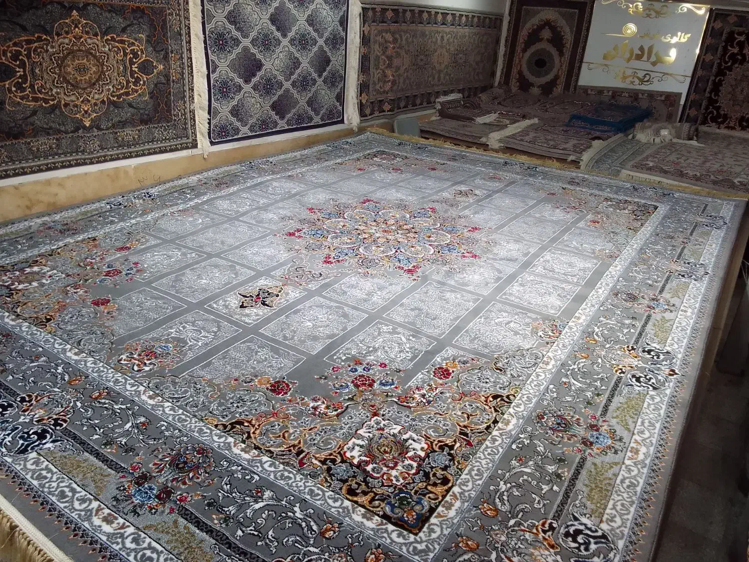 قالی ۱۲ متری|فرش|مشهد, مصلی (کارمندان اول)|دیوار