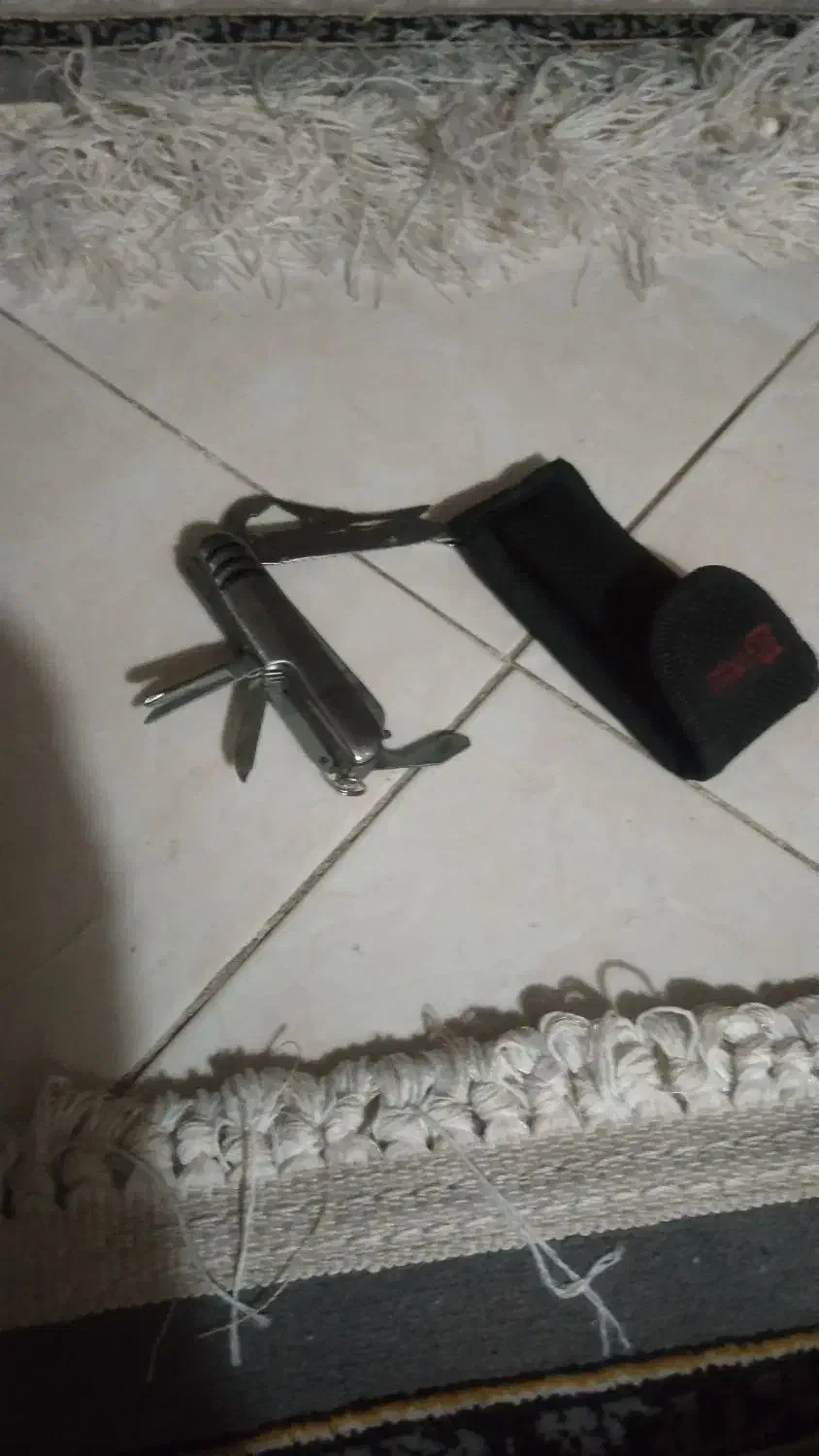 چاقوی سلطان|کلکسیون اشیاء عتیقه|کرج, کوی کارمندان شمالی|دیوار