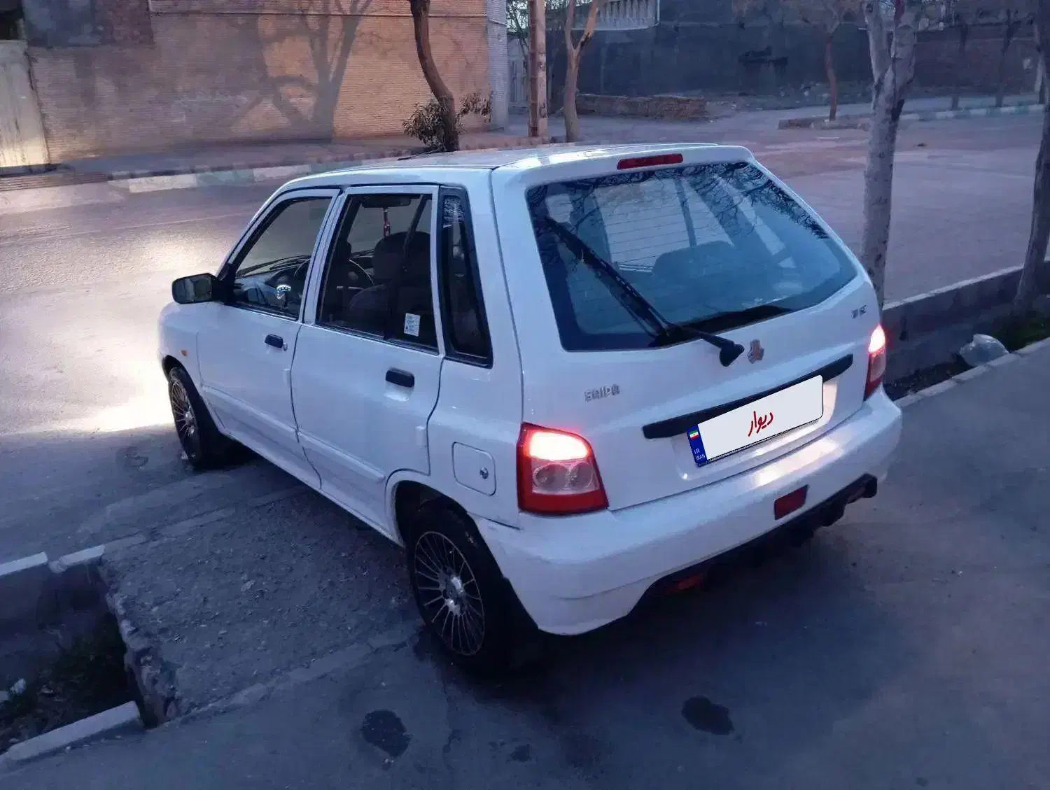 ۱۱۱مدل ۹۶se|خودرو سواری و وانت|کرمان, |دیوار