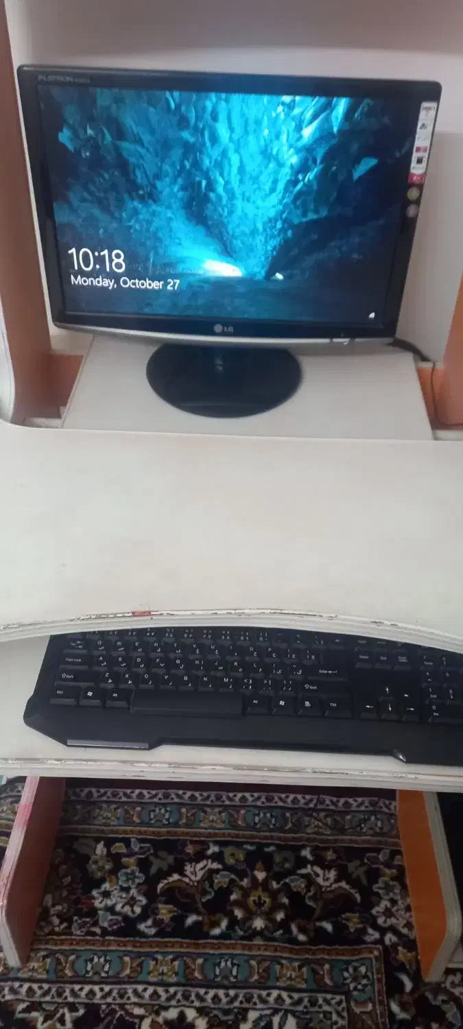 کامپیوتر|رایانه رومیزی|گلبهار, شهر جدید گلبهار|دیوار