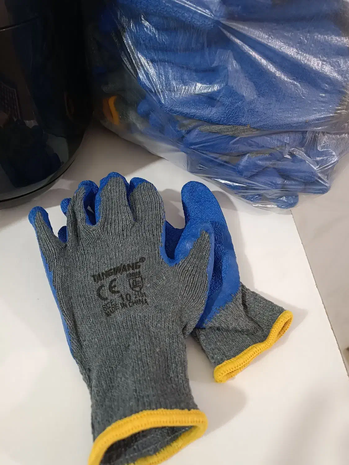 دستکش ایمنی|ابزارآلات|مرودشت, تخت جمشید|دیوار