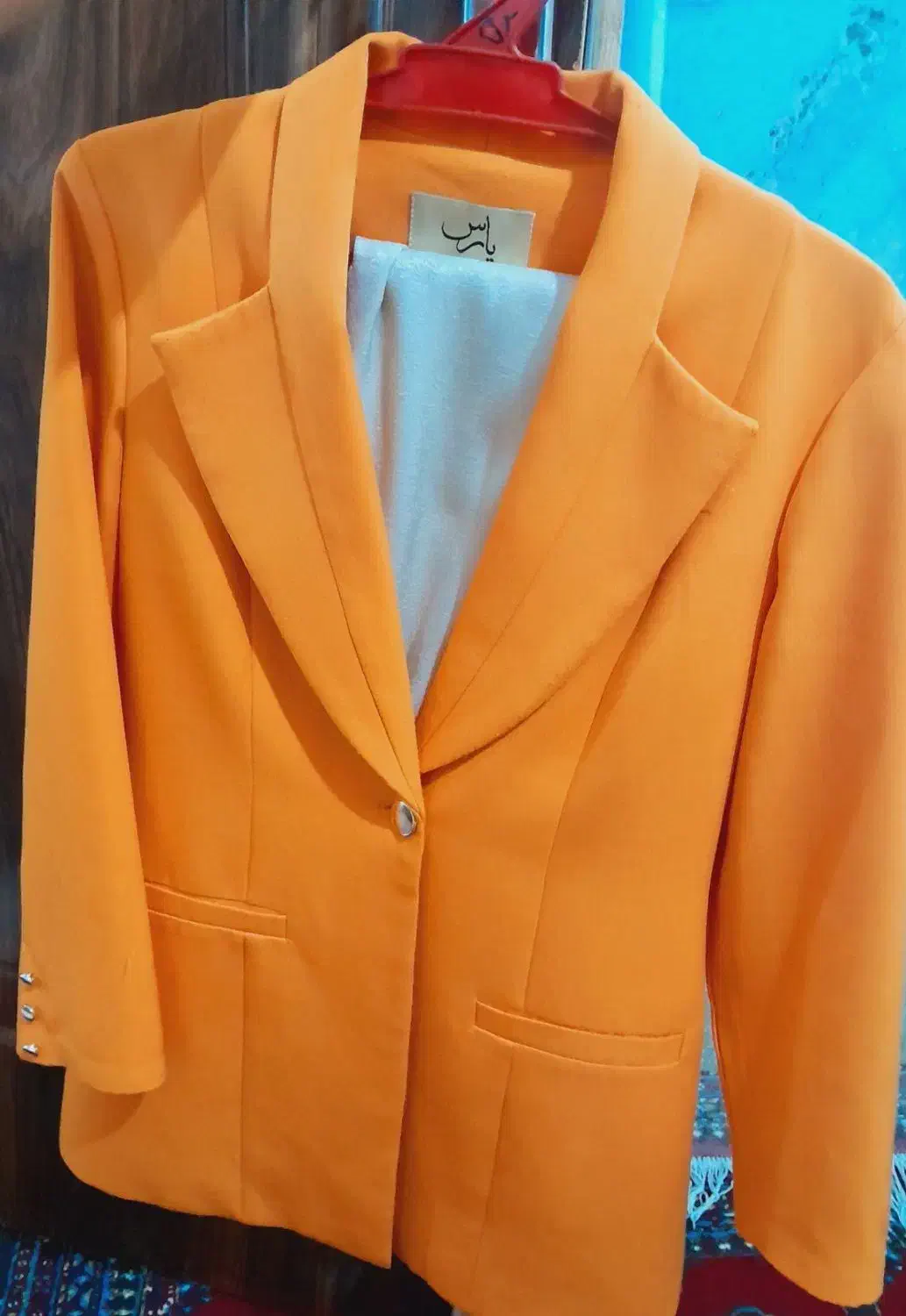 بیرونی|لباس|گرگان, |دیوار