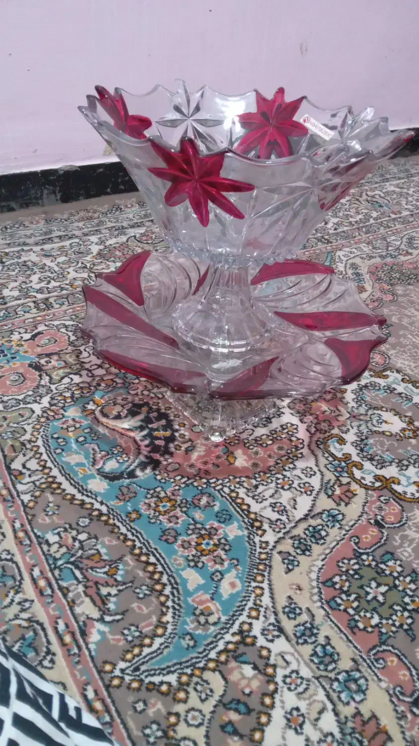 ظرف میوه خوری وشیرینی خوری پایه دار زیبا|ظروف سرو و پذیرایی|ایذه, |دیوار