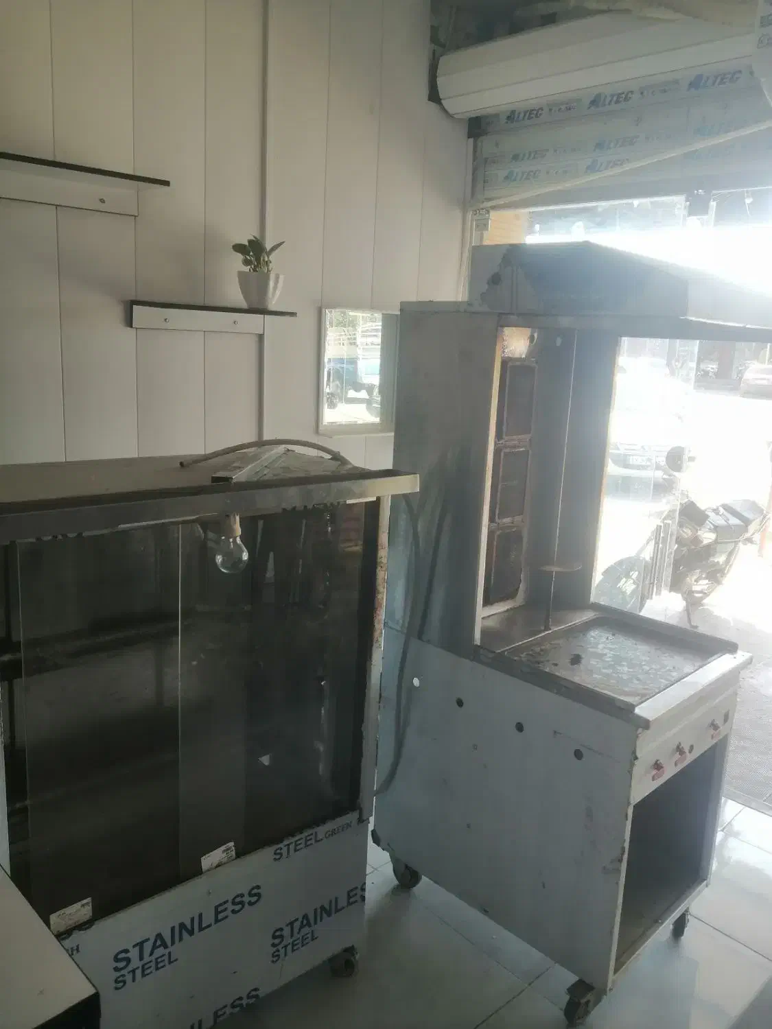 دستگاه پاچینی چهارسیخه ودستگاه شاورما|کافیشاپ و رستوران|قیروکارزین, |دیوار