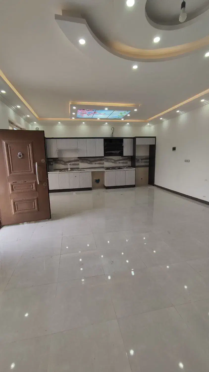 300متری/120متر بنا/دو خواب/موقعیت تهرانی نشین|فروش خانه و ویلا|خشکبیجار, |دیوار