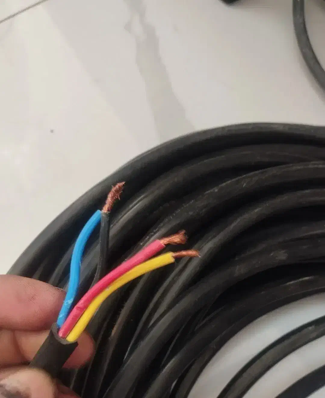 کابل سه فاز 4*6|مصالح و تجهیزات ساختمان|مشهد, جاهد شهر|دیوار