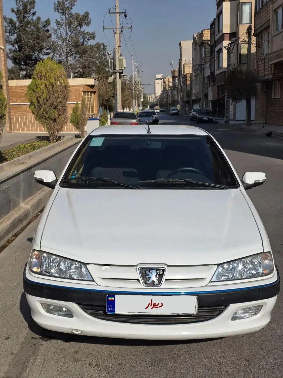 پژو پارس|خودرو سواری و وانت|قم, باغ شریفی|دیوار