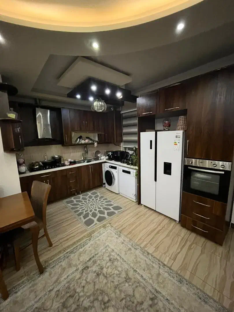 فروش تک واحدی طبقه بالا دو خواب|فروش آپارتمان|رشت, حمیدیان|دیوار