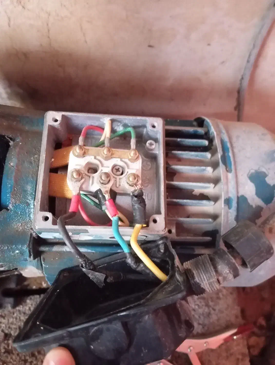 نصب و تعمیر پمپ|خدمات پیشه و مهارت|محمدشهر, همایون ویلا|دیوار