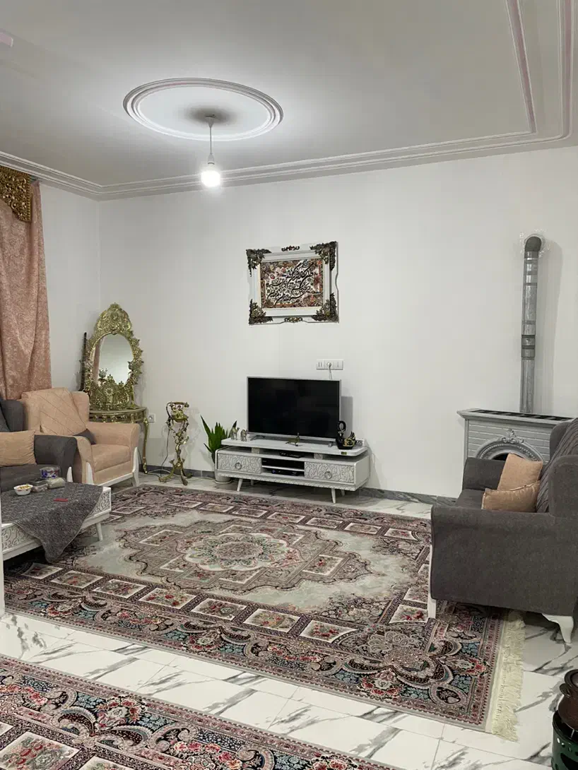 ۷۷متر بازسازی‌‌لوکس / مثل ویلایی/ شهرک‌فجر|فروش آپارتمان|ساوه, |دیوار