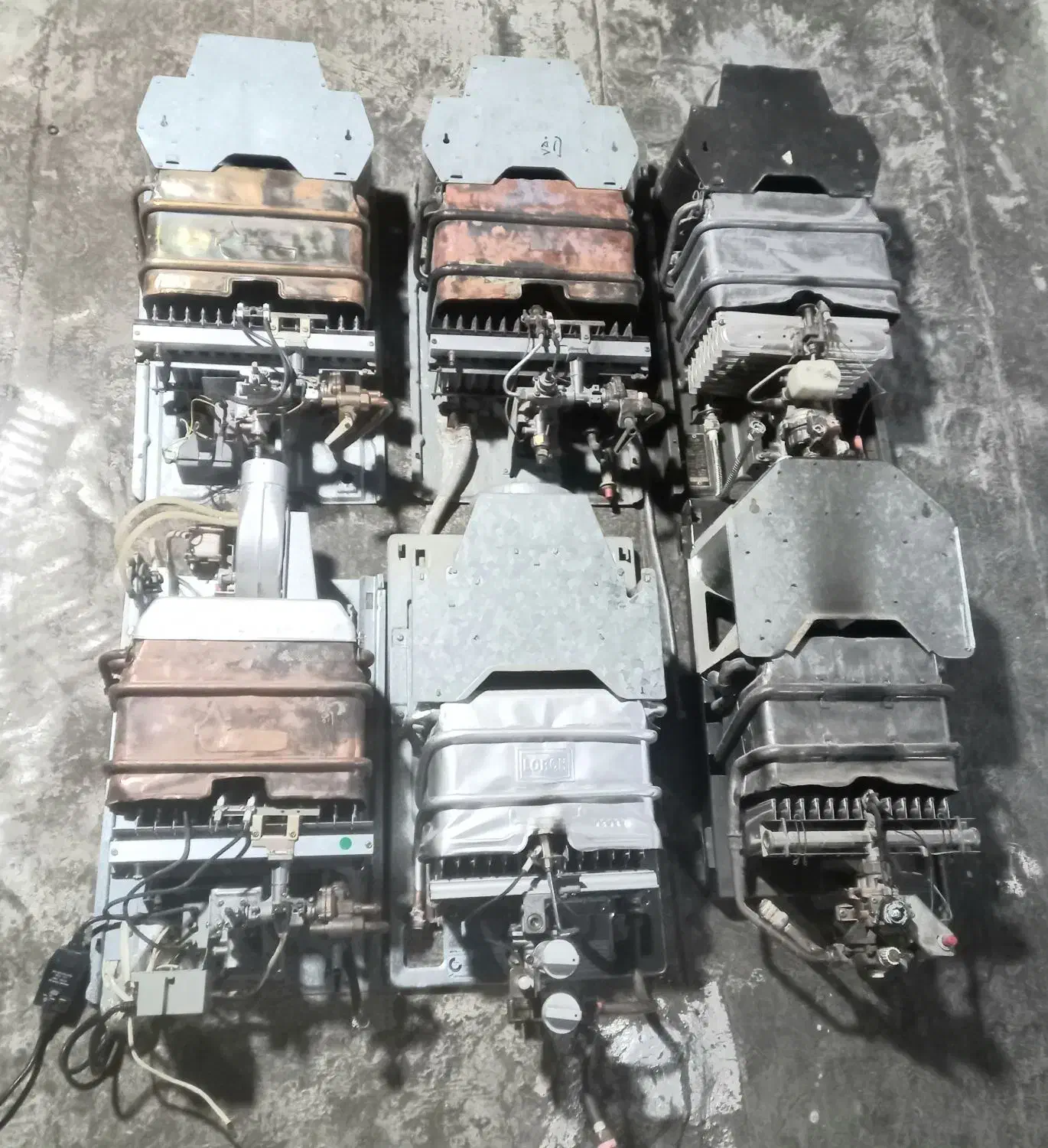 خریدار*فروشنده*طرح تعویض آبگرمکن نو*دسته دوم*کهنه|آبگرمکن، پکیج، شوفاژ|زاهدان, |دیوار